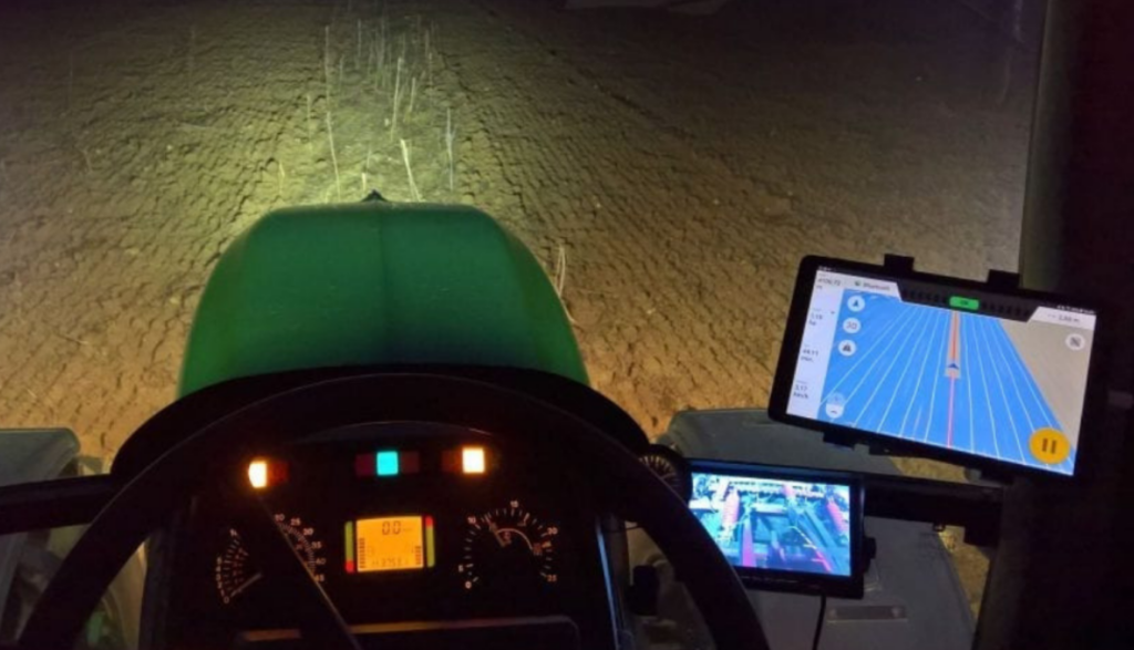 FieldBee's navigation system